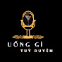 Cô gái pha rượu